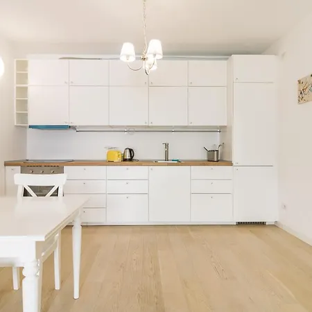 Apartment Azalea - Cremia