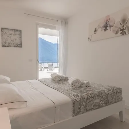 Apartment Azalea - Cremia